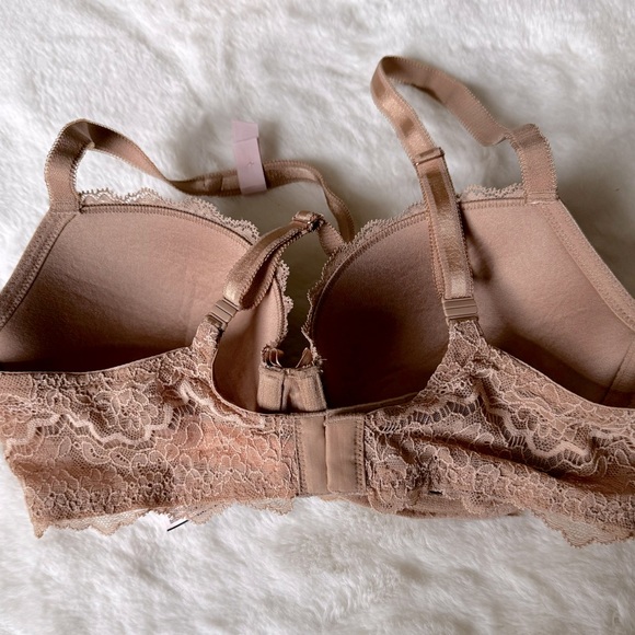 NWT Victoria Secret lace bra 34D - Picture 3 of 6